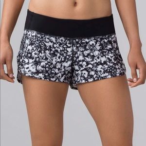 Lululemon Speed Up Shorts 2.5”